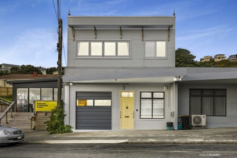 Photo of property in 69 Raukawa Street, Strathmore Park, Wellington, 6022