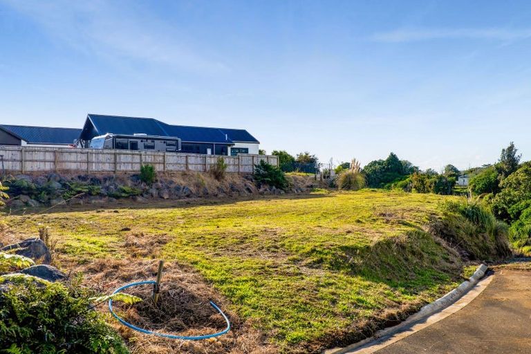 Photo of property in 26b Honeyfield Drive, Whalers Gate, New Plymouth, 4310