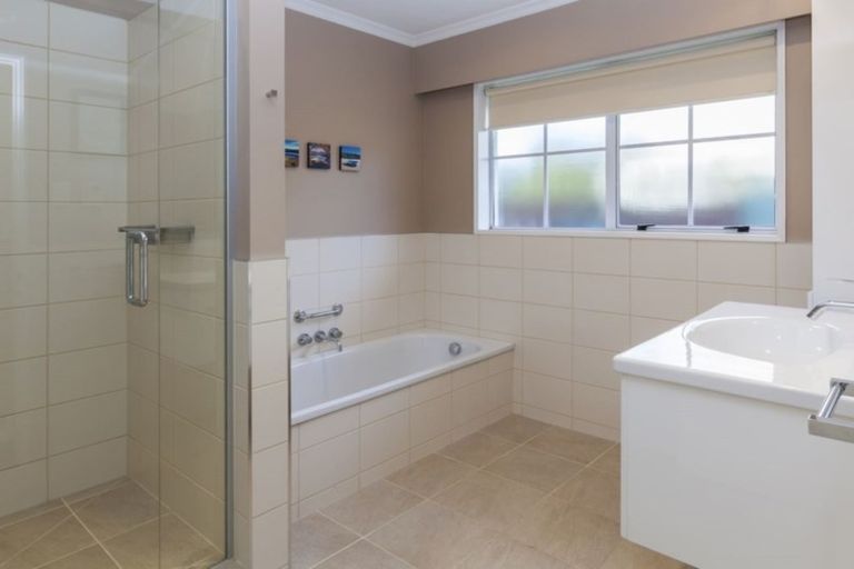 Photo of property in 125 Fendalton Road, Fendalton, Christchurch, 8014