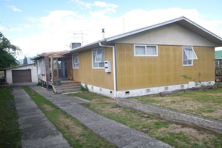 Photo of property in 12 Kahikatea Street, Murupara, 3025