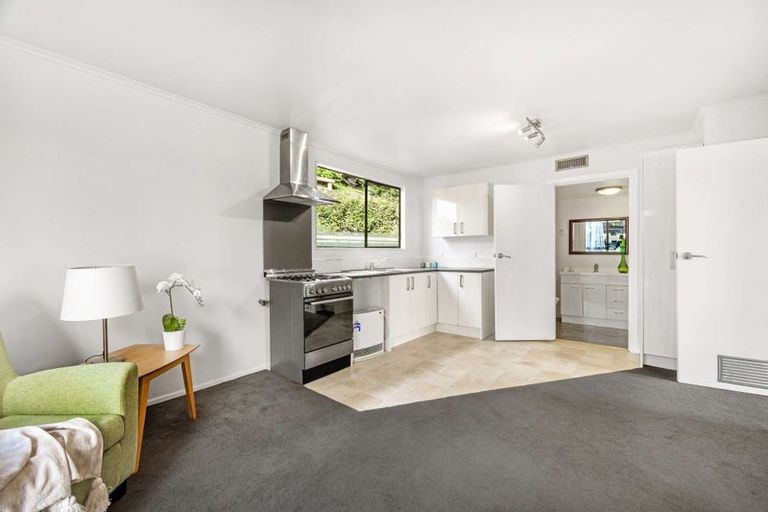 Photo of property in 142 Holborn Drive, Stokes Valley, Lower Hutt, 5019