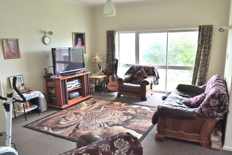 Photo of property in 5 Glen Alton Avenue, Paparangi, Wellington, 6037