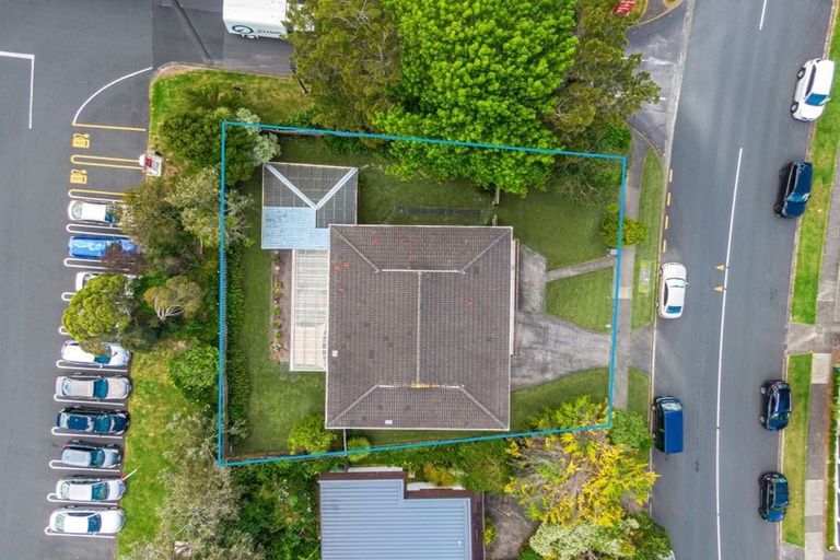 Photo of property in 59 Chelsea View Drive, Chatswood, Auckland, 0626