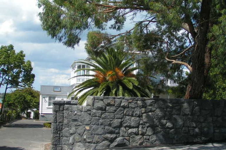 Photo of property in 61 Princes Street, Northcote Point, Auckland, 0627