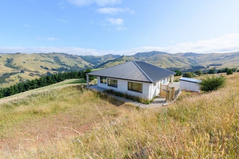 Photo of property in 4840 Christchurch Akaroa Road, Little River, 7591