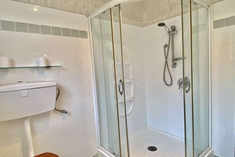 Photo of property in 48-50 Chesterton Street, Johnsonville, Wellington, 6037