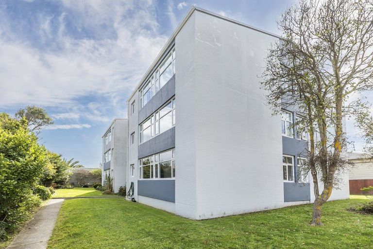 Photo of property in Mattingly Court, 4/10 Angus Avenue, Berhampore, Wellington, 6023