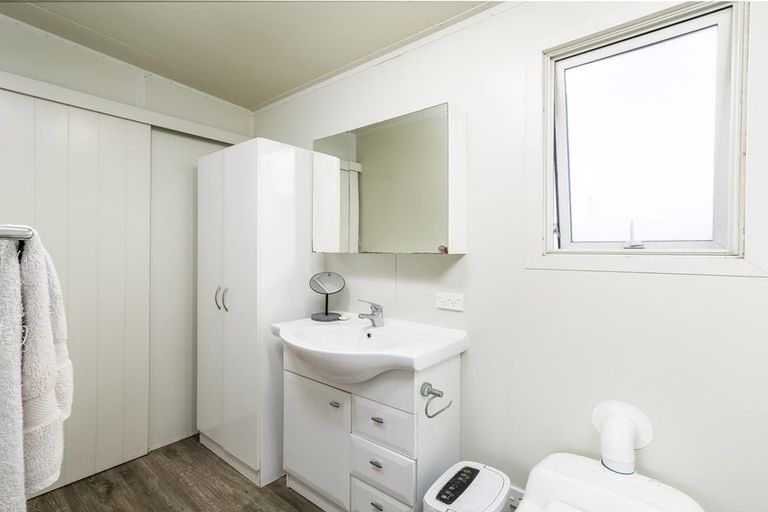 Photo of property in 2 Makikihi Beach Road, Makikihi, Waimate, 7978