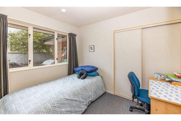 Photo of property in 142c Wainoni Road, Avondale, Christchurch, 8061
