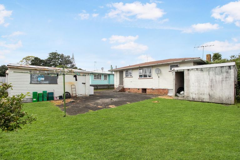 Photo of property in 14 Boundary Road, Clover Park, Auckland, 2019