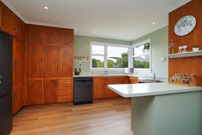 Photo of property in 22 Cruickshank Crescent, Rosedale, Invercargill, 9810