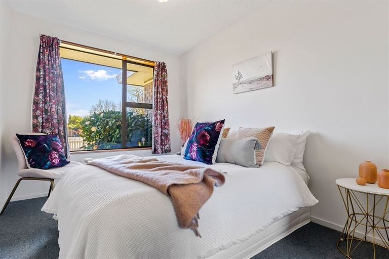 Photo of property in 2 Pentland Drive, Belfast, Christchurch, 8051