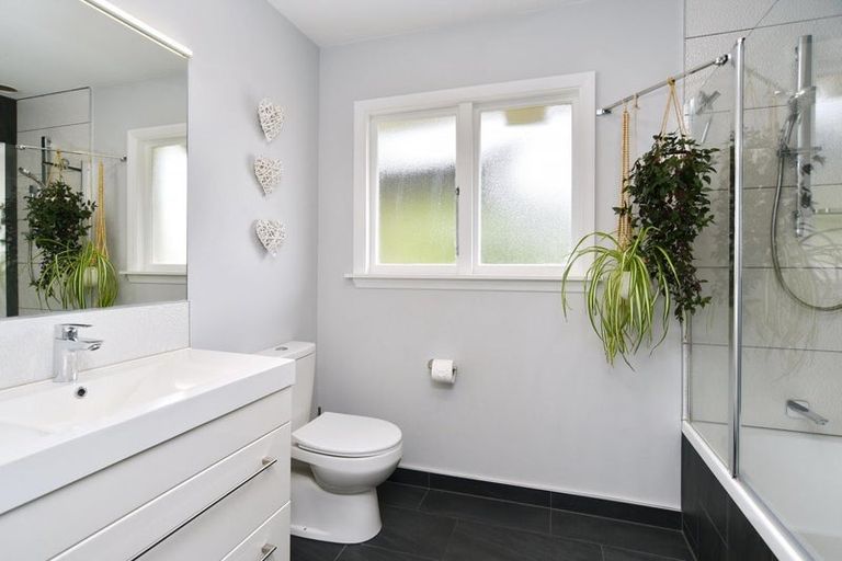 Photo of property in 95 Isleworth Road, Bishopdale, Christchurch, 8053