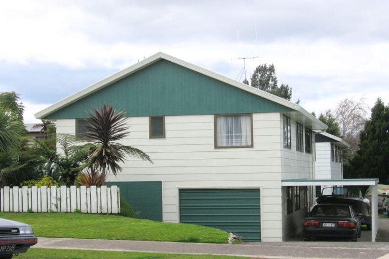 Photo of property in 5 Townhead Crescent, Bethlehem, Tauranga, 3110