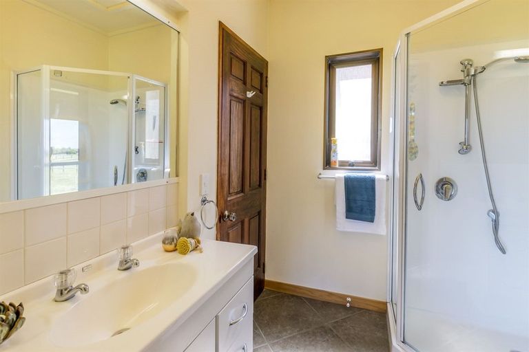 Photo of property in 45 Ringawhati Road, Otaki, 5583