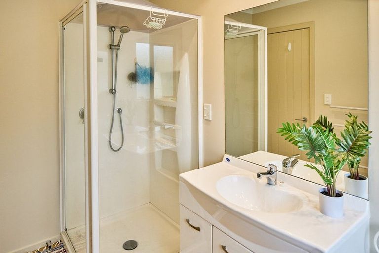 Photo of property in 9 Milford Street, Aotea, Porirua, 5024