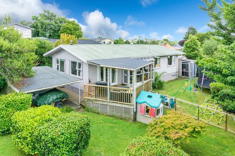 Photo of property in 83 Tuhikaramea Road, Dinsdale, Hamilton, 3204
