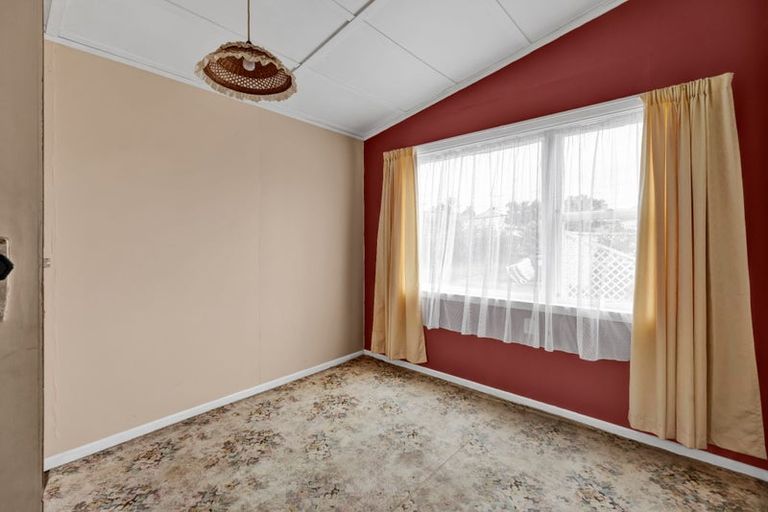 Photo of property in 18 Cornwall Street, Patea, 4520