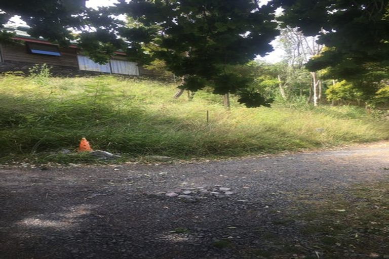 Photo of property in 28 Howard Road, Northcote, Auckland, 0627