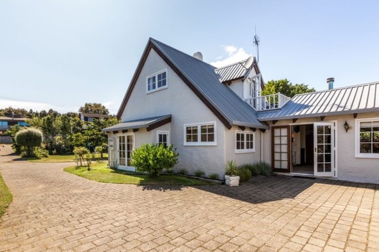 Photo of property in 61 Chesham Avenue, Waipahihi, Taupo, 3330