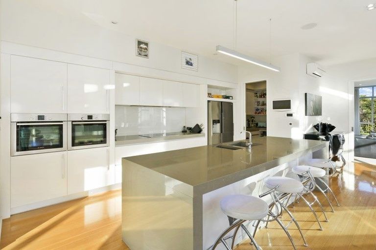 Photo of property in 8 Royds Street, Fendalton, Christchurch, 8014