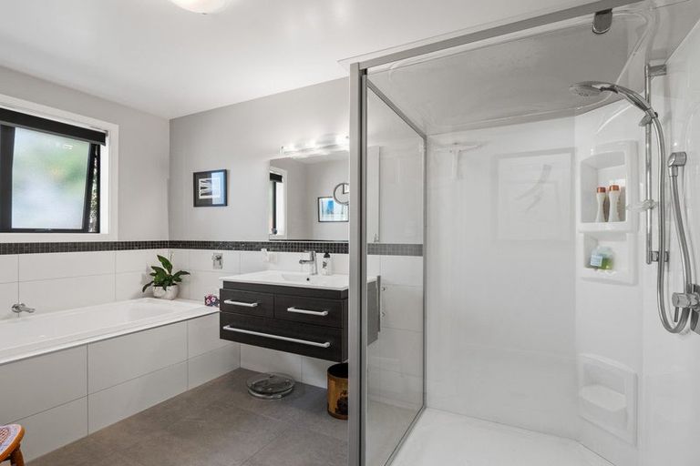 Photo of property in 14 Morning Star Terrace, Arthurs Point, Queenstown, 9371