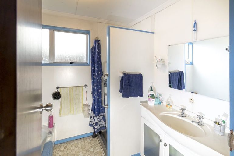 Photo of property in 24 Ouse Street, Rongotea, 4476