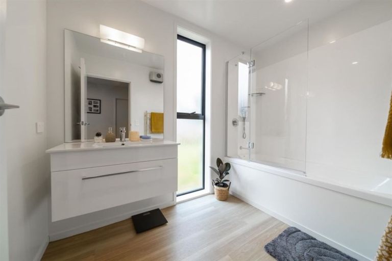 Photo of property in 25 Coventry Crescent, Lower Shotover, Queenstown, 9304