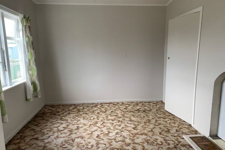 Photo of property in 155 Rangatira Drive, Mangakino, 3421