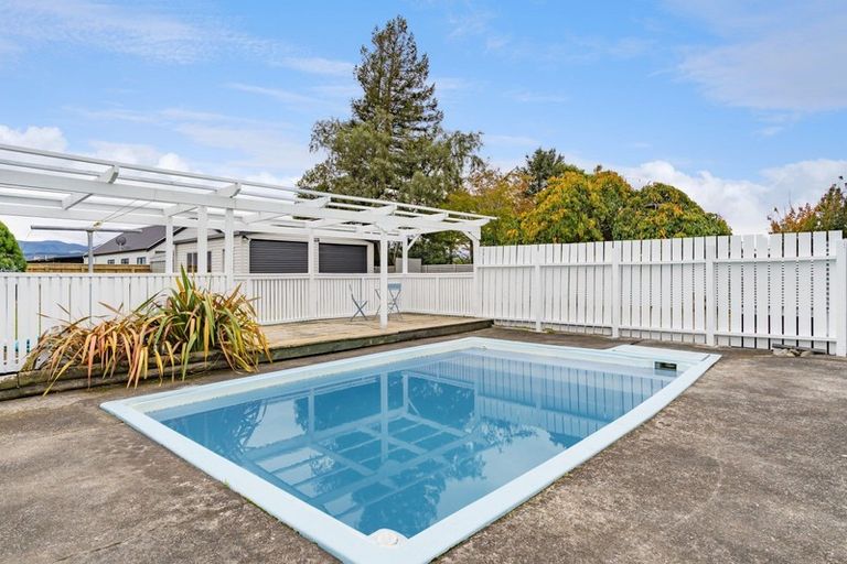 Photo of property in 382 High Street South, Carterton, 5713