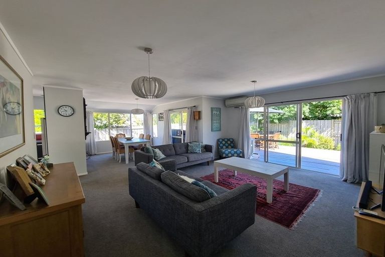 Photo of property in 60 Dalton Drive, Papamoa Beach, Papamoa, 3118