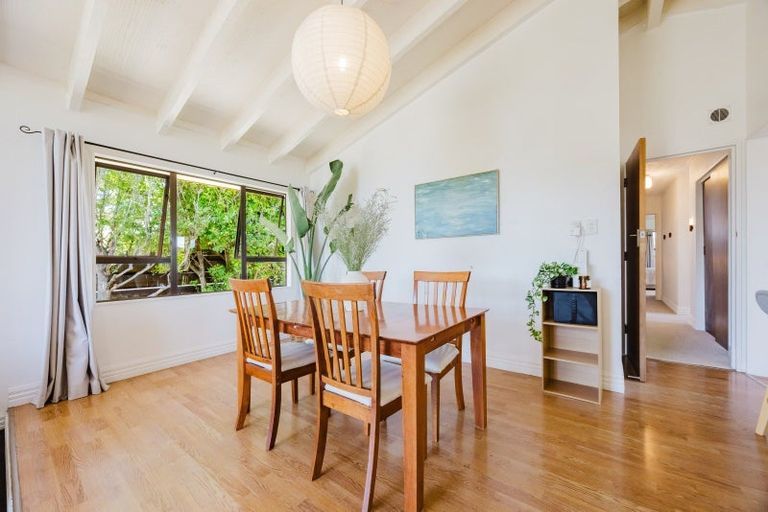 Photo of property in 78 Atherfold Crescent, Greenmeadows, Napier, 4112