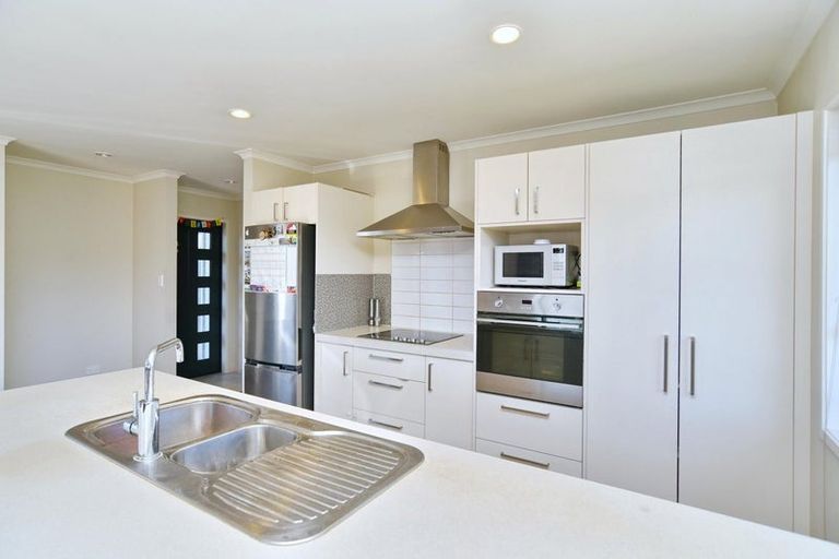 Photo of property in 72 Mary Ellen Street, Pegasus, 7612