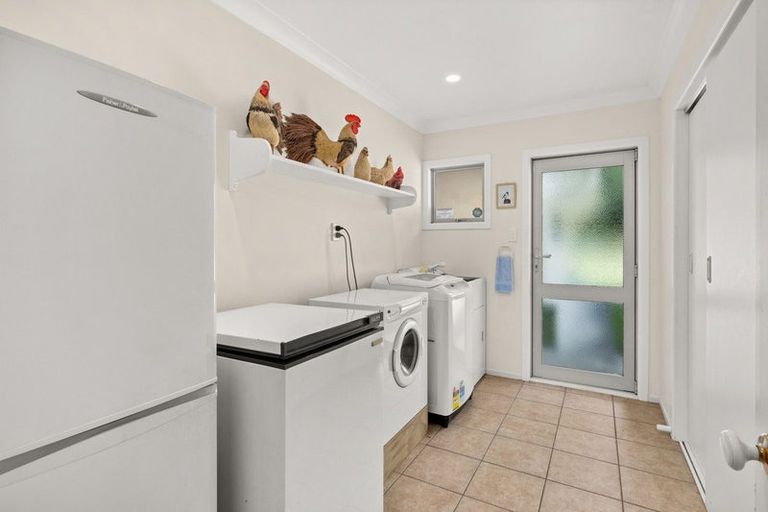 Photo of property in 105 Yorke Road, Haruru, 0204