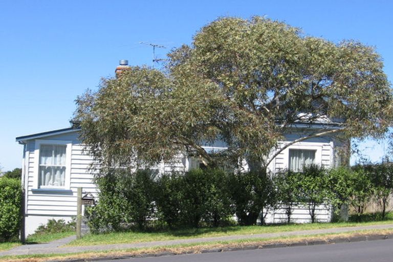 Photo of property in 3/254 Onewa Road, Birkenhead, Auckland, 0626