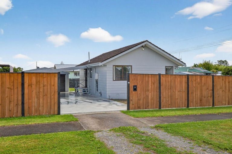 Photo of property in 5 Cemetery Road, Sanson, 4817