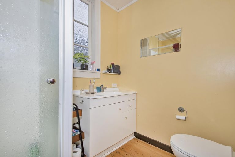 Photo of property in 3 Cooke Street, Avenues, Whangarei, 0110