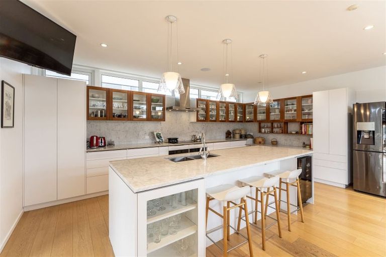 Photo of property in 62a Holly Road, St Albans, Christchurch, 8014