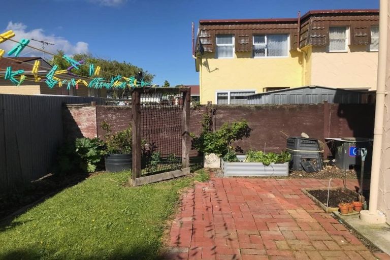 Photo of property in 3d William Booth Grove, Trentham, Upper Hutt, 5018