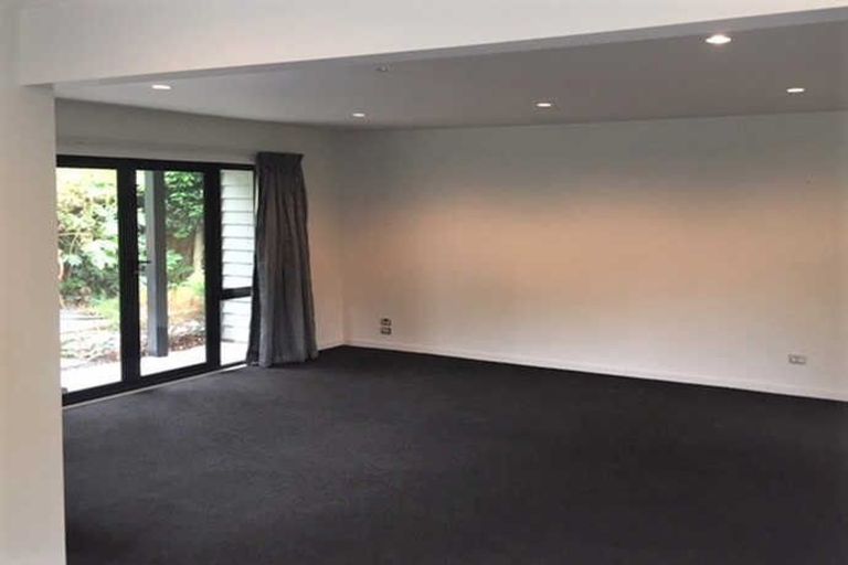 Photo of property in 82 Springfield Road, St Albans, Christchurch, 8014