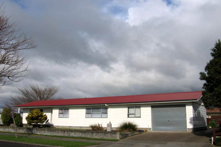 Photo of property in 1 Lane Place, Awapuni, Palmerston North, 4412