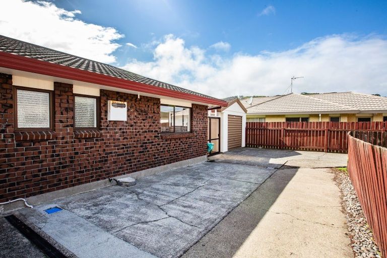 Photo of property in 282c Main Road, Tawa, Wellington, 5028