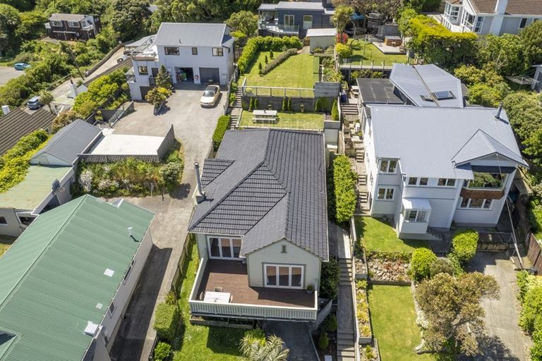 Photo of property in 201 Townsend Road, Miramar, Wellington, 6022