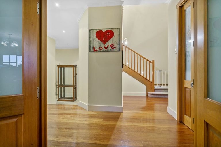 Photo of property in 10 Bristol Road, Whenuapai, Auckland, 0618