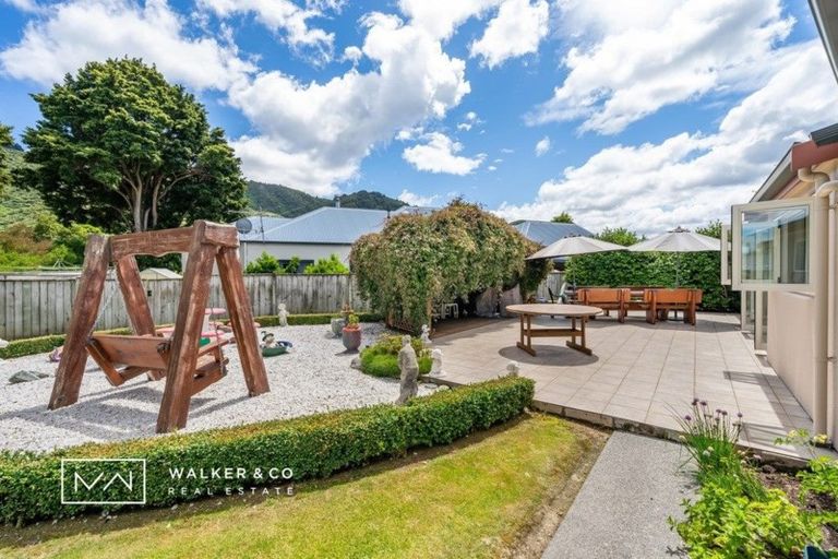 Photo of property in 75 Totara Park Road, Totara Park, Upper Hutt, 5018