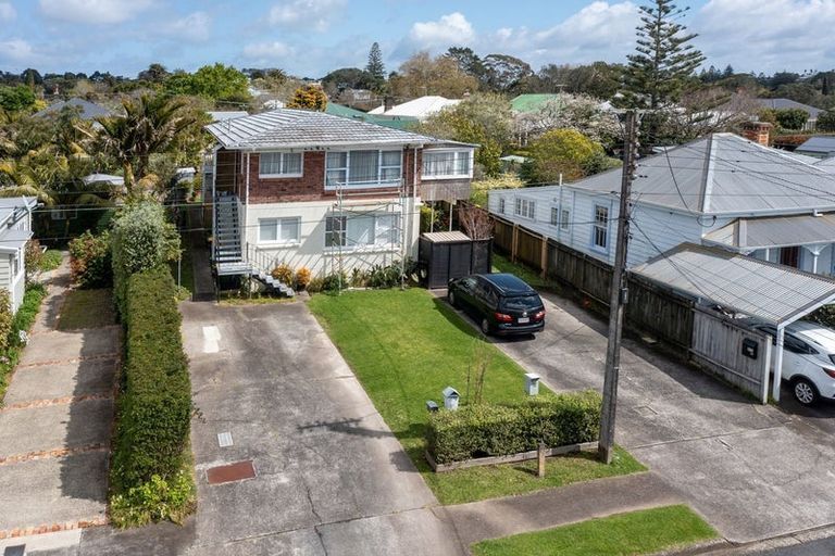 Photo of property in 4/5 Cambria Road, Devonport, Auckland, 0624