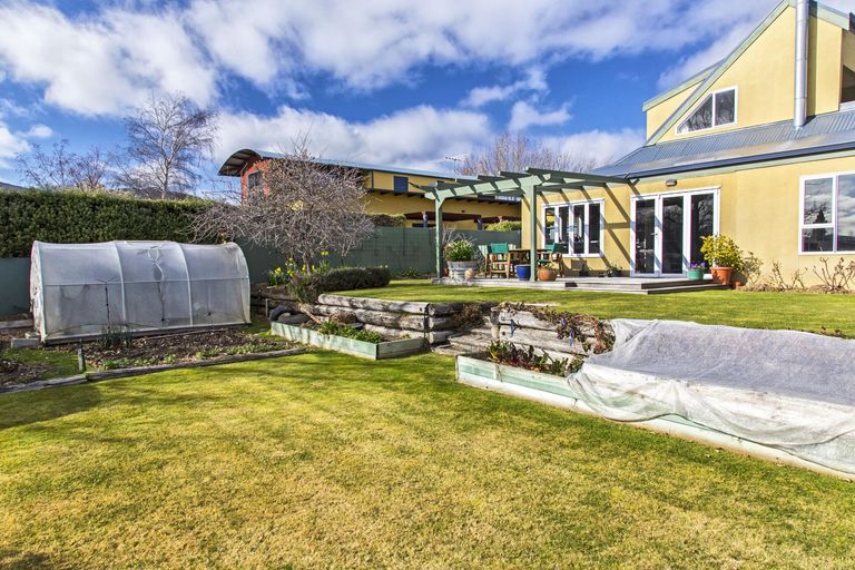 Photo of property in 11 Mansor Court, Cromwell, 9310