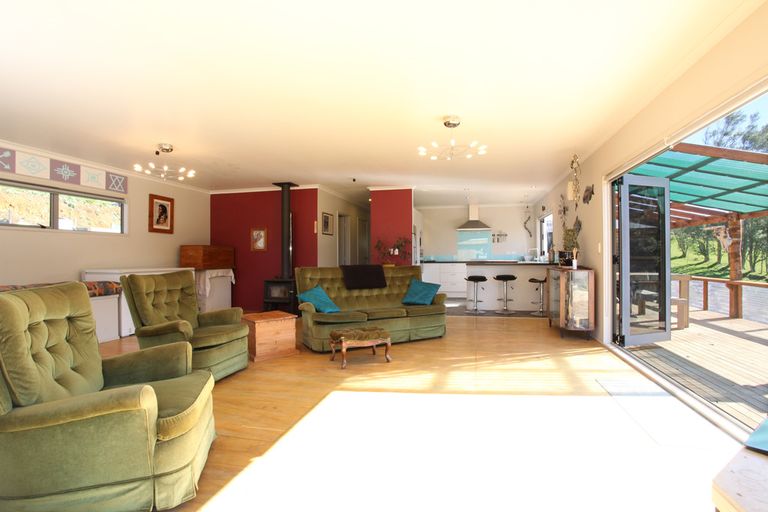 Photo of property in 397 Ruapuke Road, Raglan, 3296