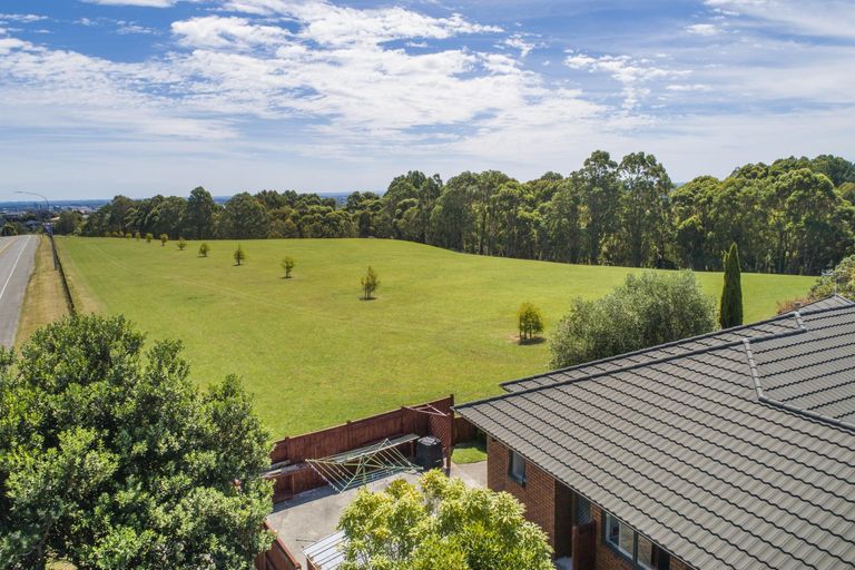 Photo of property in 97 Summerhill Drive, Fitzherbert, Palmerston North, 4410