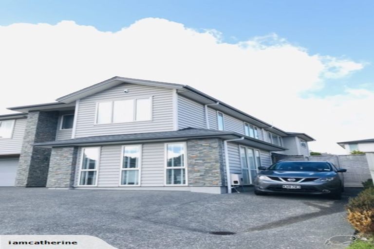 Photo of property in 31 Keating Rise, Northcross, Auckland, 0632